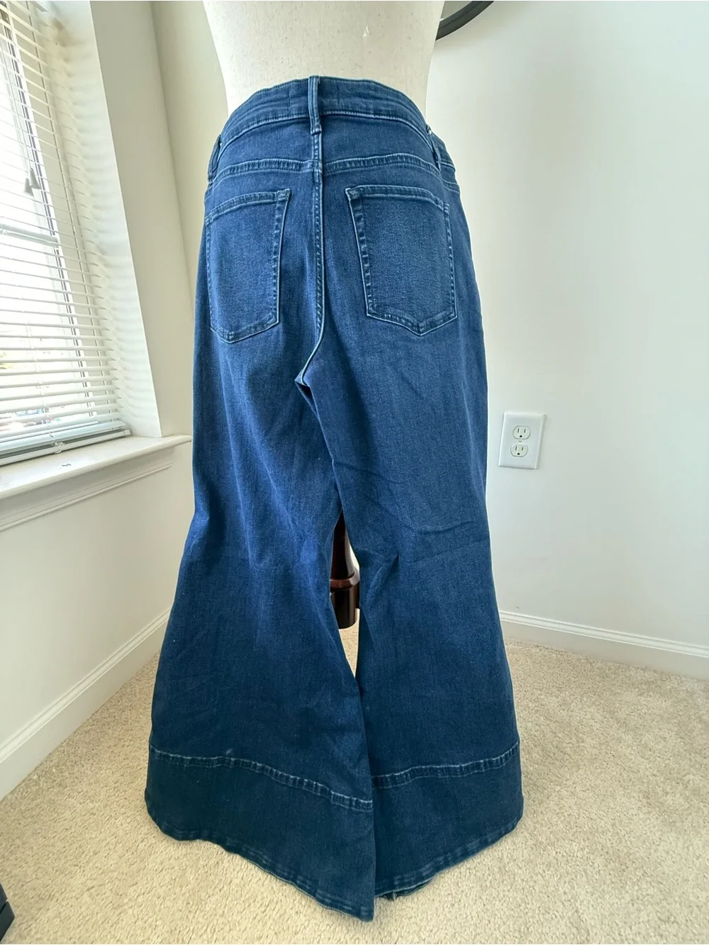 Free People La Rosa Flared Ultramarine- Dark Indigo Wide-Leg Flare Jeans - Picture 4 of 11